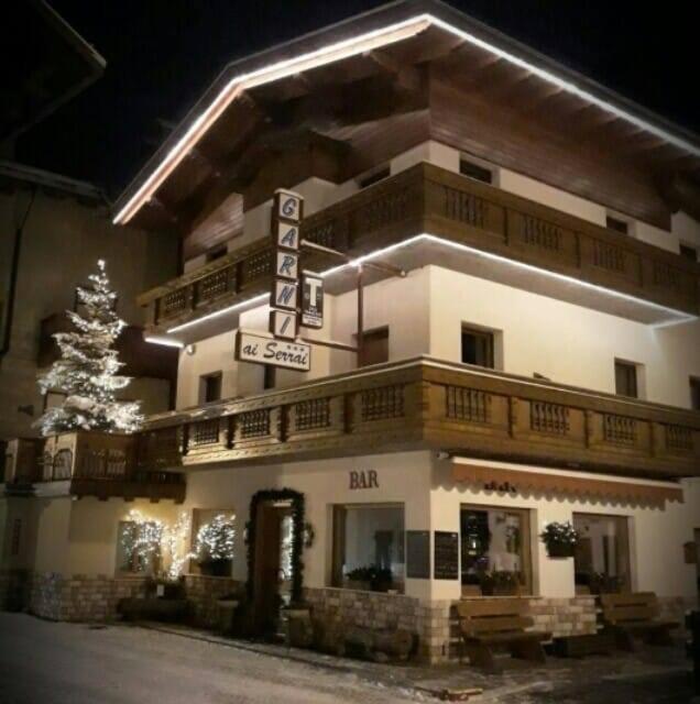 Hotel Garnì Ai Serrai Rocca Pietore Exterior foto