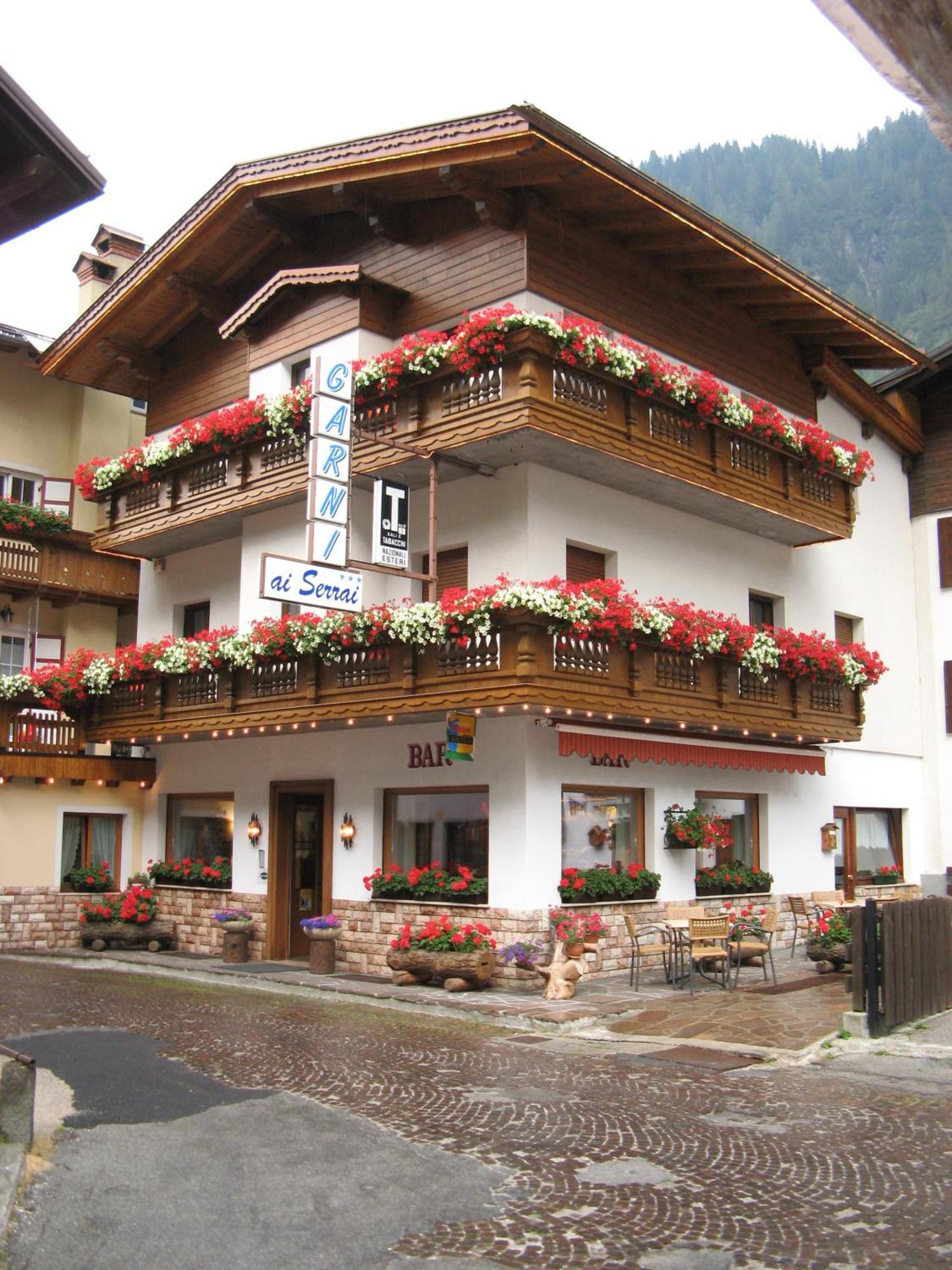 Hotel Garnì Ai Serrai Rocca Pietore Exterior foto